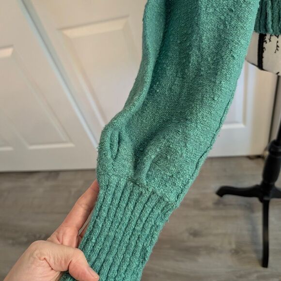 Free People Green V-Neck Sweater - Picture 3 of 7